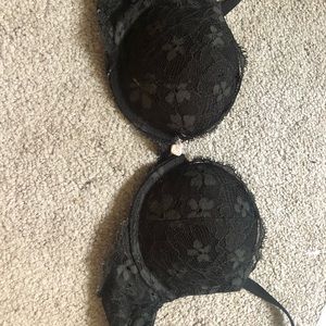 Black lace Victoria’s Secret Push up bra